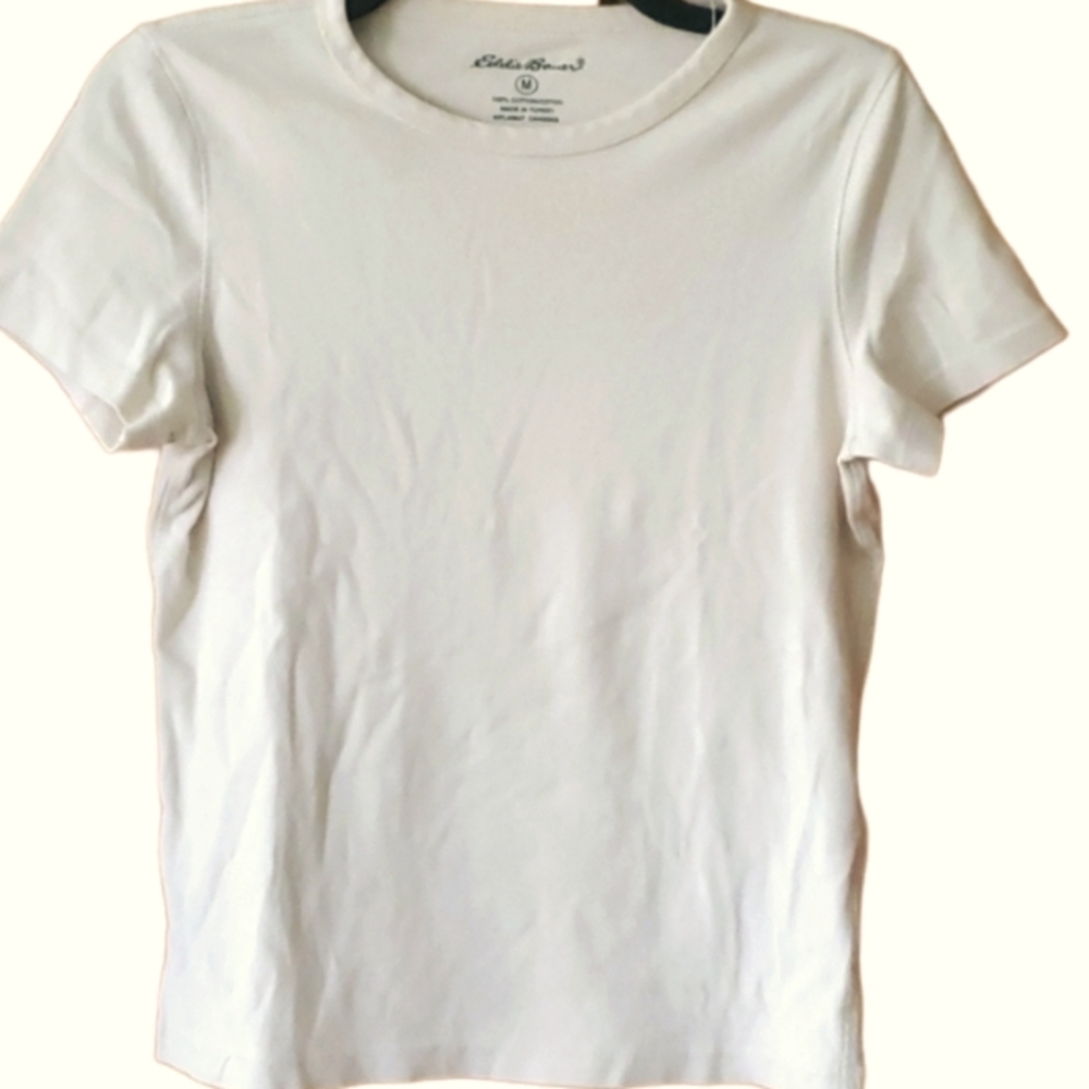 Eddie Bauer Womans Cream Favorite Crew Basic Short Sleeve Shirt Size‎ Medium